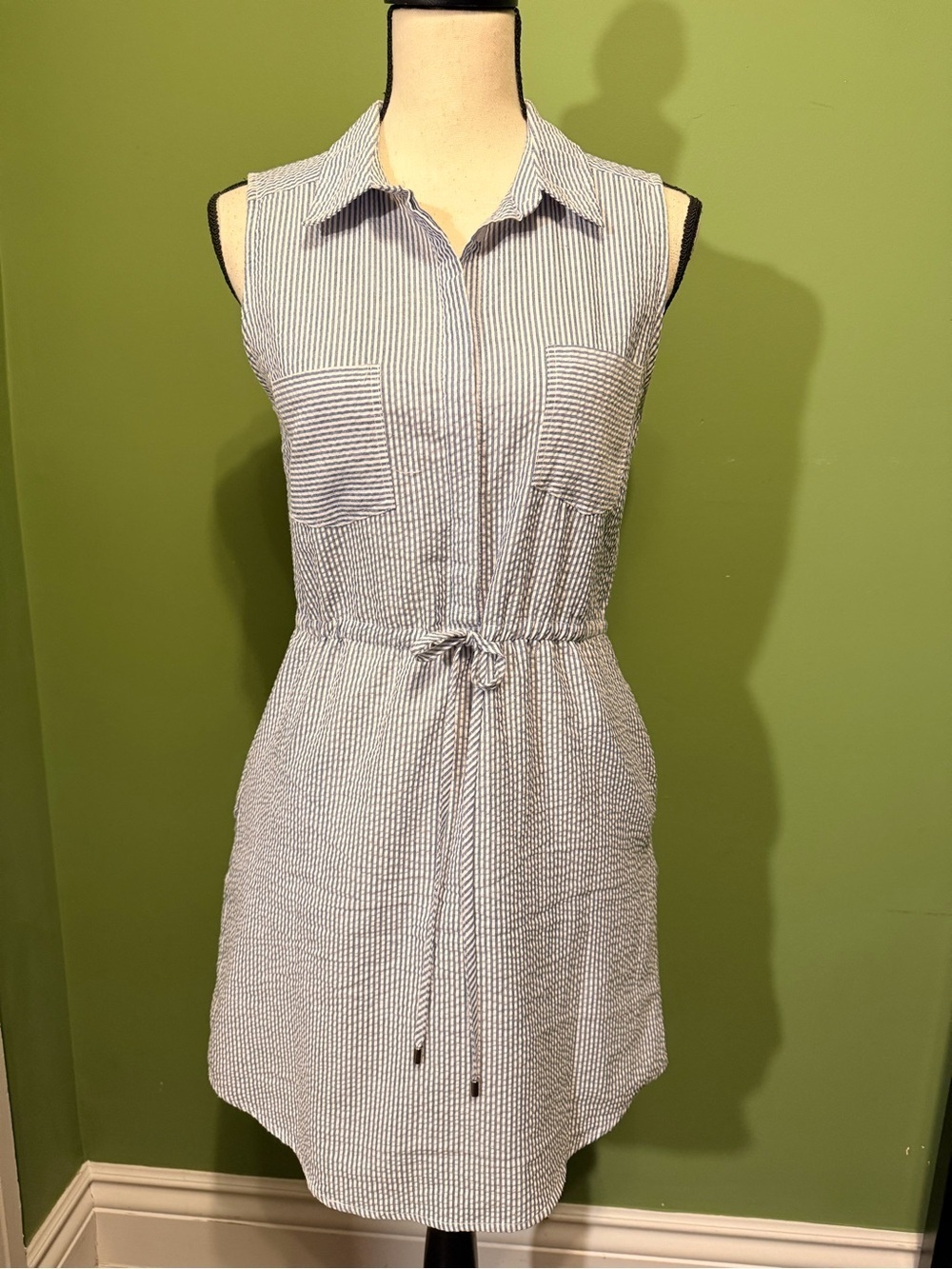 H&M Sleeveless Seersucker stripes Drawstring Shirt Dress in Blue & White size 4